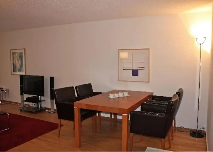 Executive 2 Bd Flat In City Center - Hoesch 1